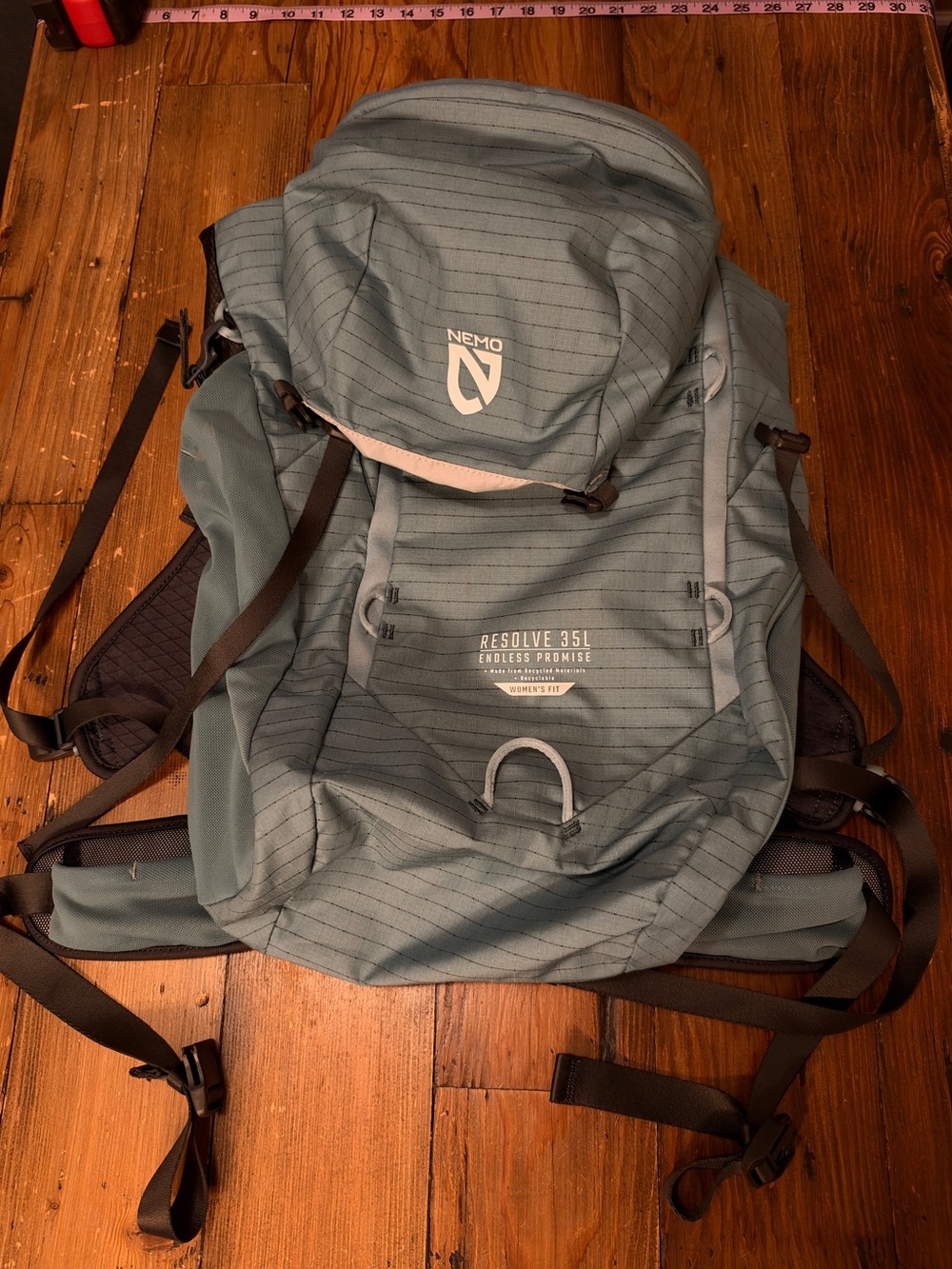 NEMO equipment women’s resolve 35l hiking backpack like new